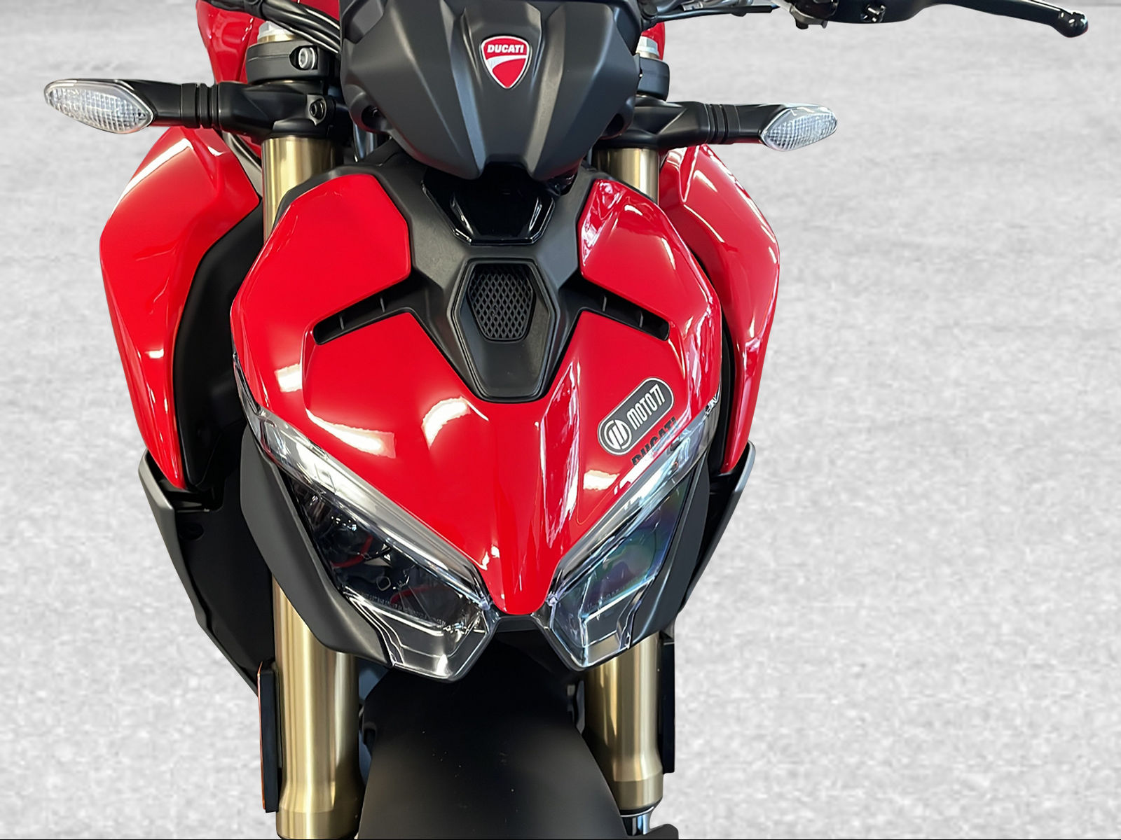 DUCATI 890 Streetfighter V2 35 kW ABS - 6