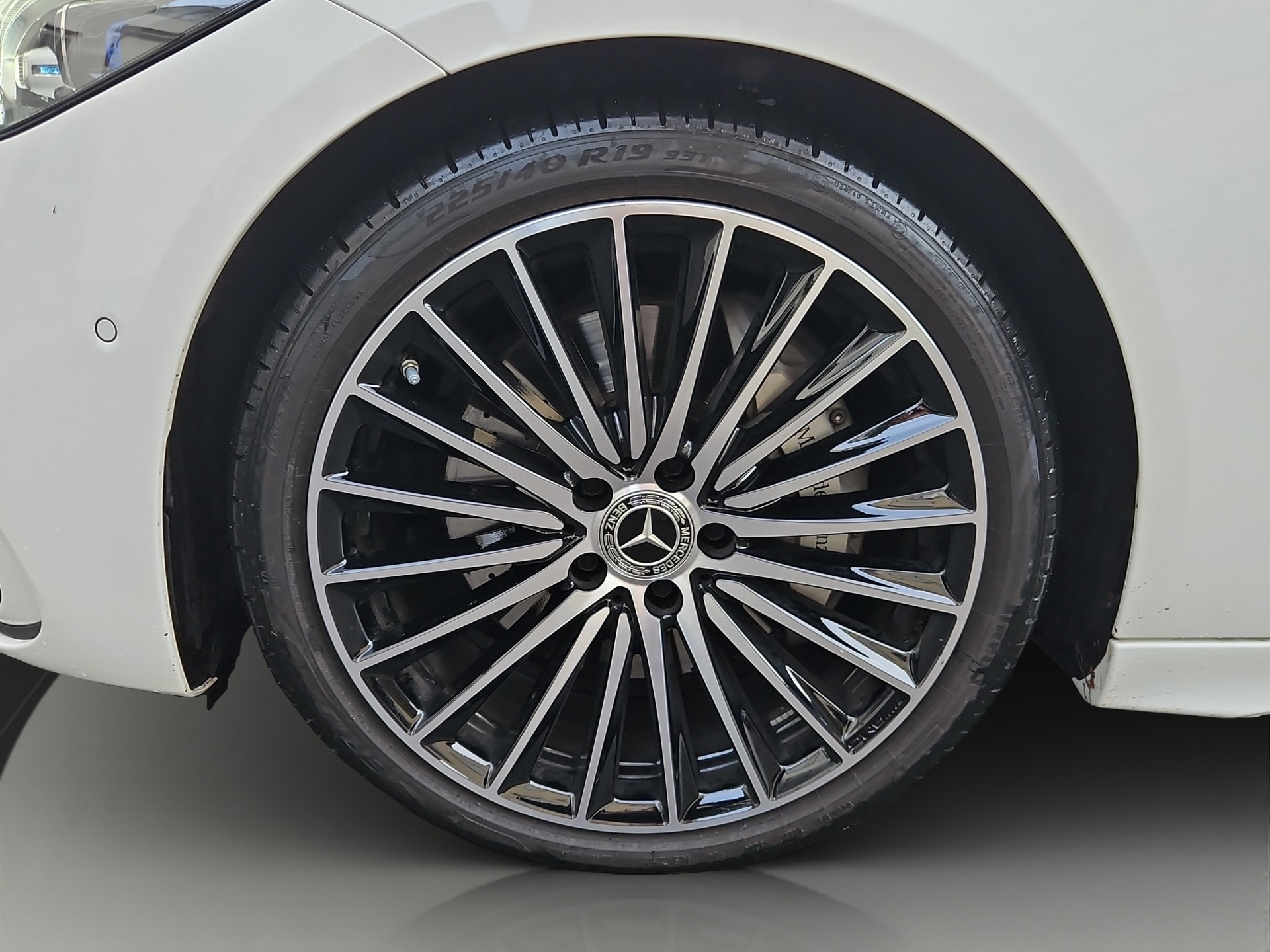 MERCEDES-BENZ C 220 d Swiss Star AMG Line 4matic Kombi - 19