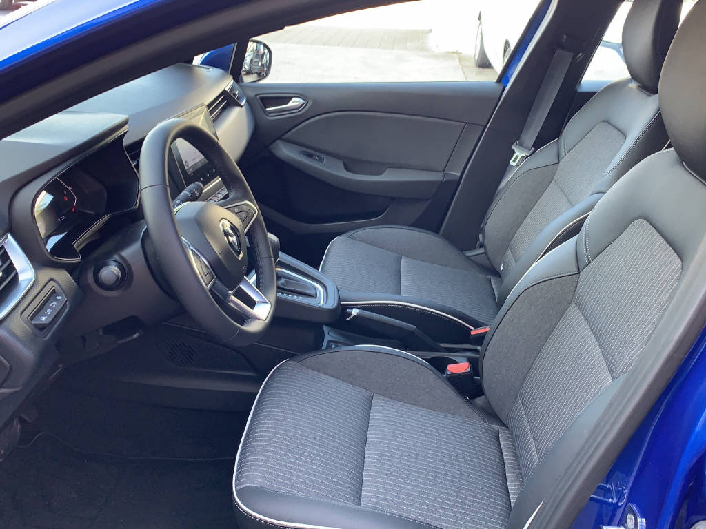 RENAULT Clio INTENS E-TECH 140 - 5