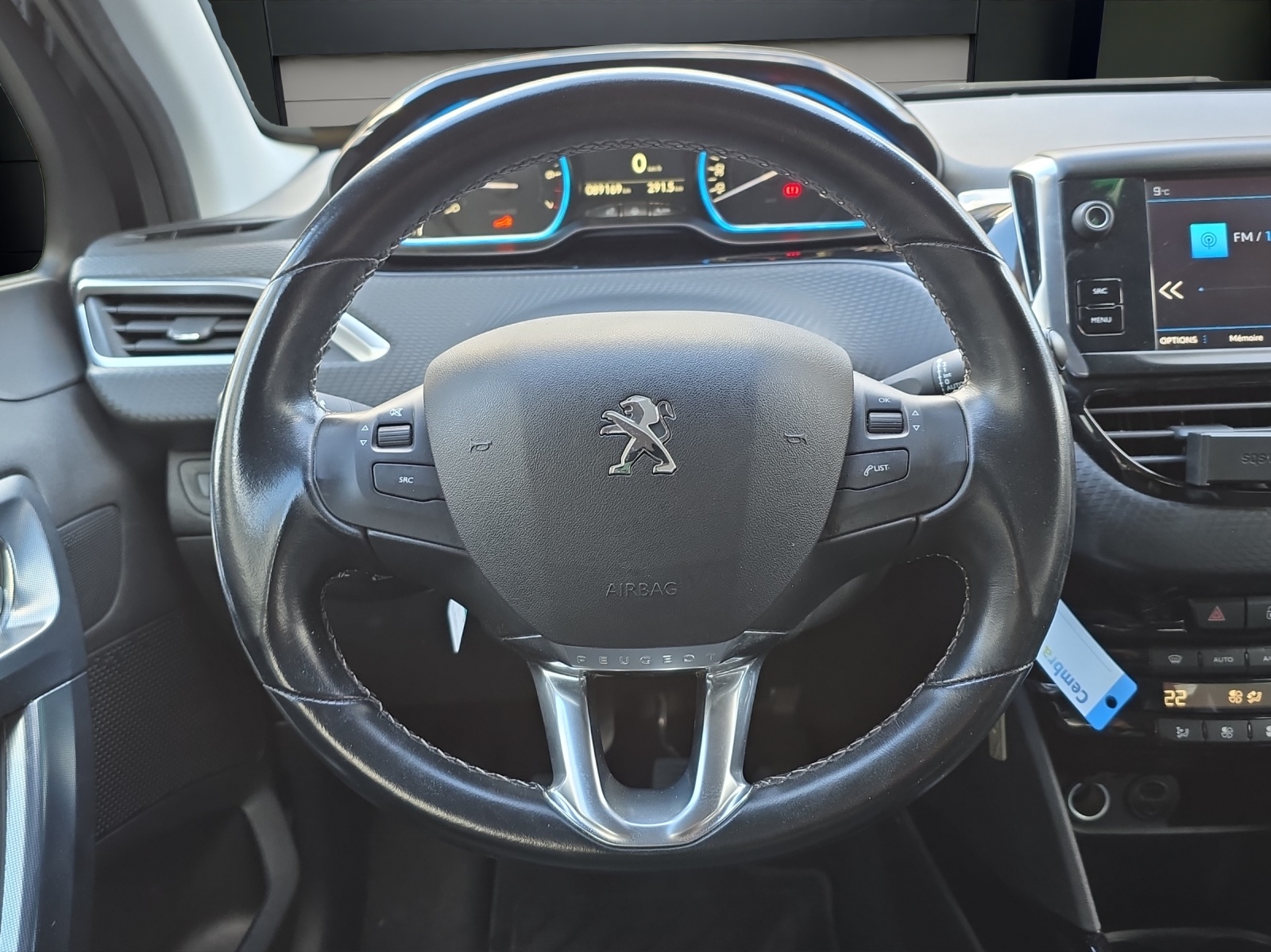 PEUGEOT 2008 1.2 PureTech Allure - 7
