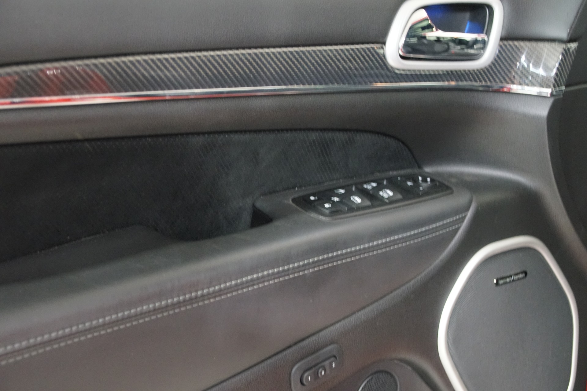 JEEP Grand Cherokee 6.4 V8 HEMI SRT8 Automatic - 15