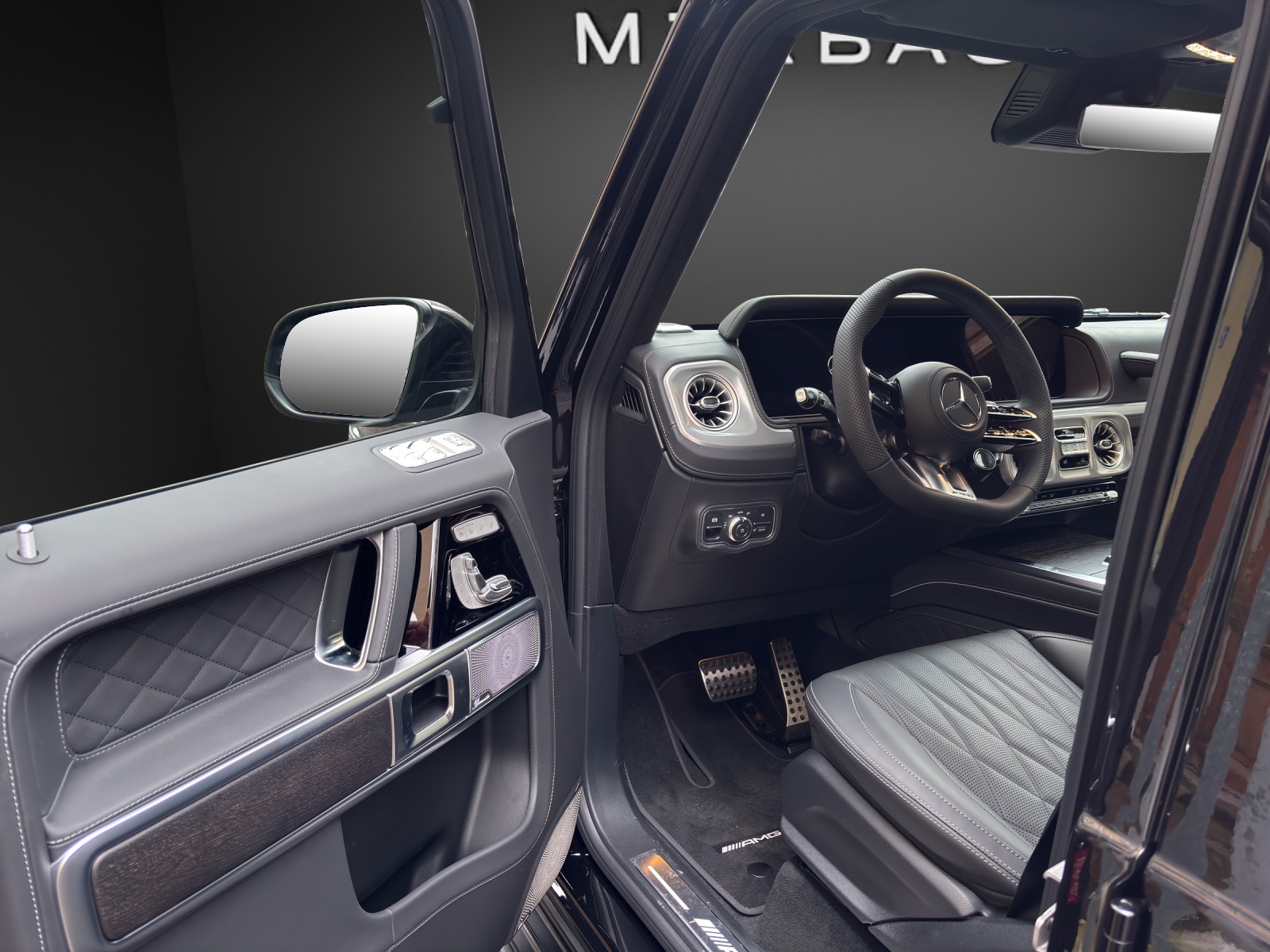 MERCEDES-BENZ G 63 AMG 9G-Tronic - 12