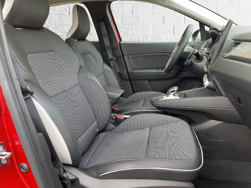 RENAULT Captur INTENS E-Tech Plug-in 160 - 7