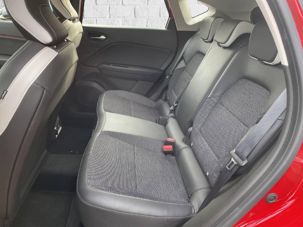 RENAULT Captur INTENS E-Tech Plug-in 160 - 8