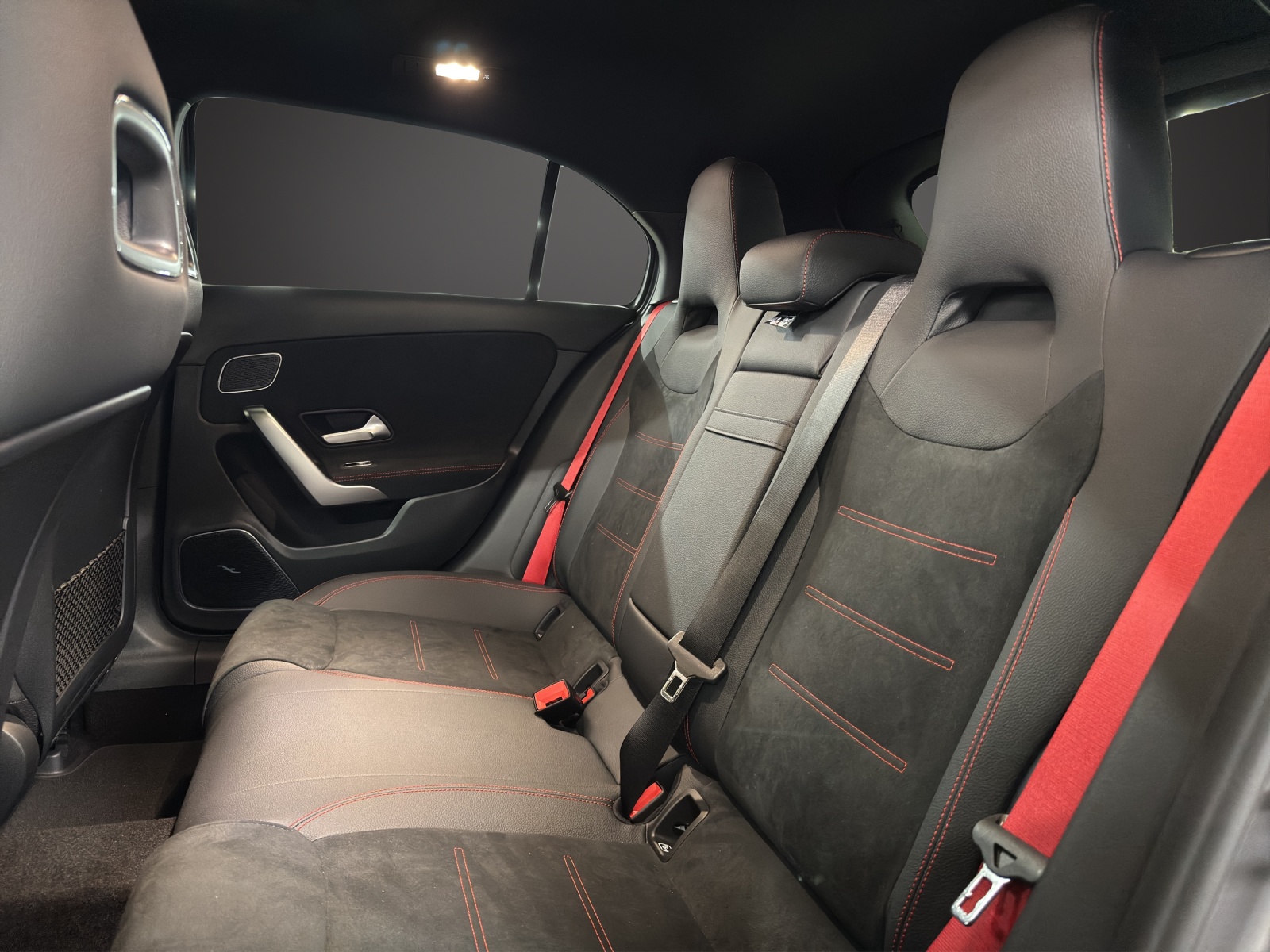 MERCEDES-BENZ A AMG 35 4Matic 8G-DCT - 15