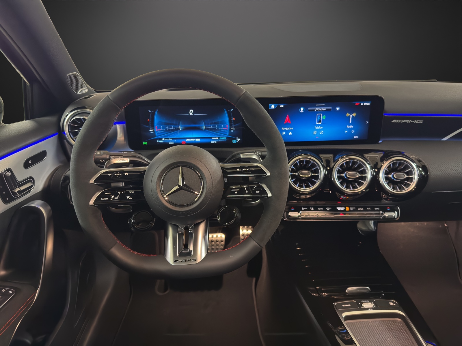 MERCEDES-BENZ A AMG 35 4Matic 8G-DCT - 12