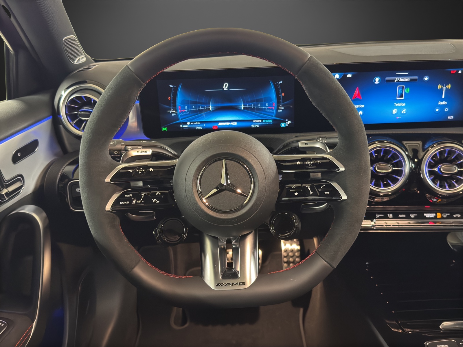 MERCEDES-BENZ A AMG 35 4Matic 8G-DCT - 13