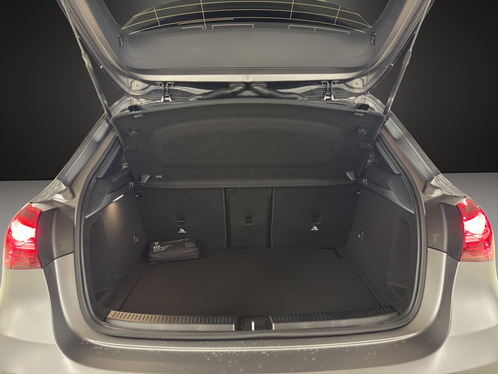 MERCEDES-BENZ A AMG 35 4Matic 8G-DCT - 16