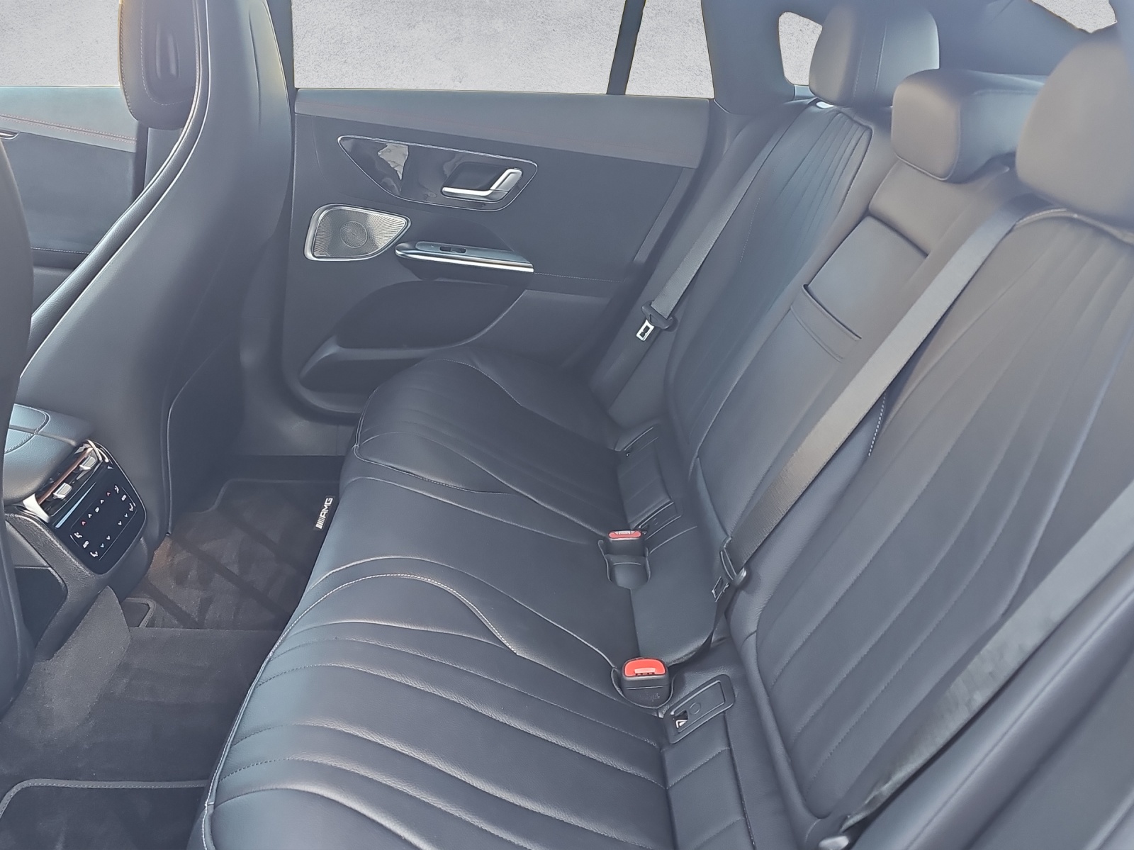 MERCEDES-BENZ EQE 350 4 Matic Executive Edition - 15