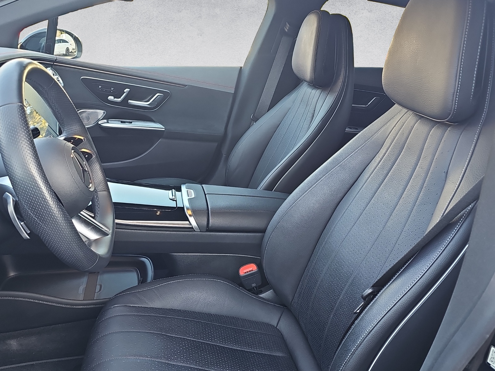 MERCEDES-BENZ EQE 350 4 Matic Executive Edition - 13