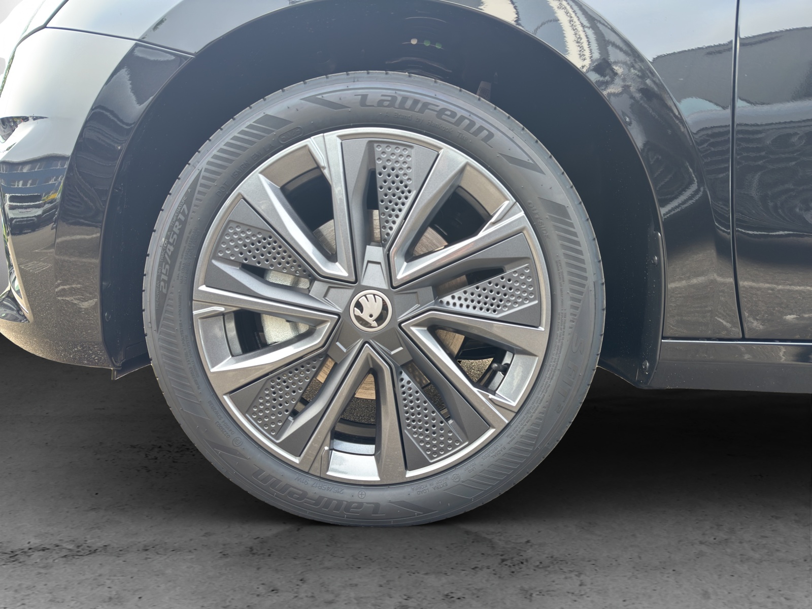 SKODA Fabia 1.5 TSI Dynamic DSG - 13