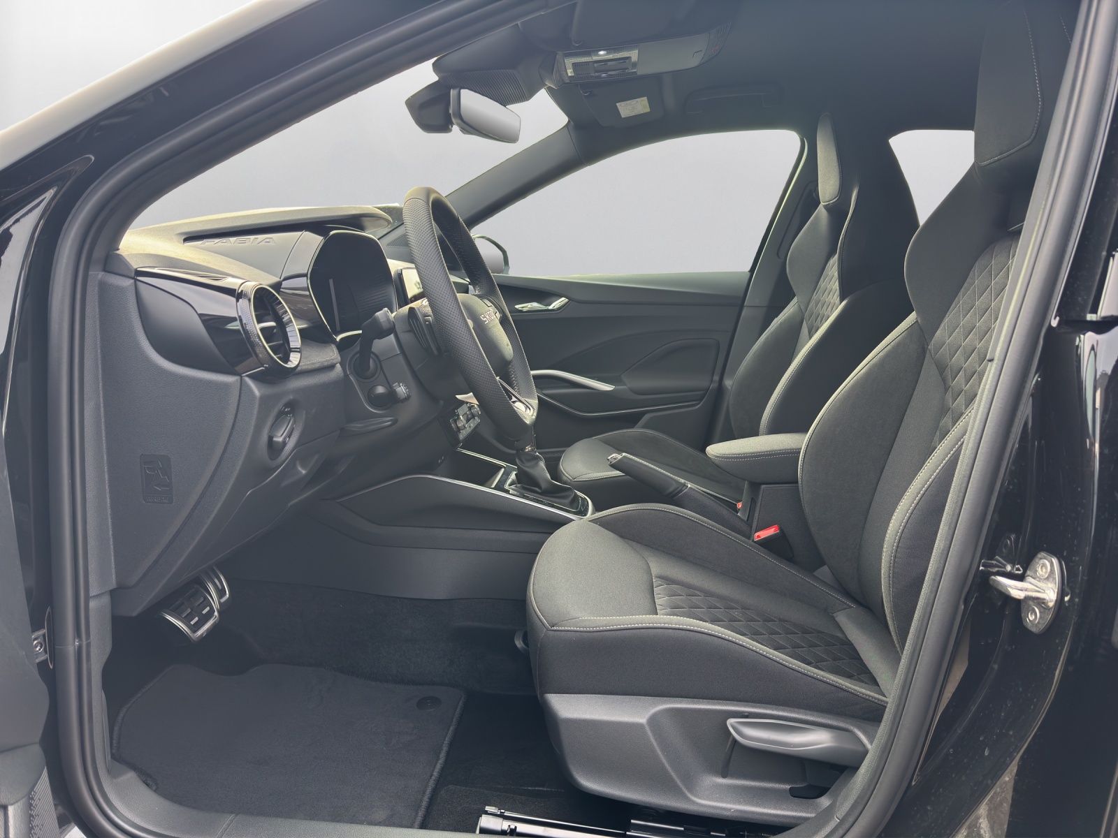 SKODA Fabia 1.5 TSI Dynamic DSG - 10