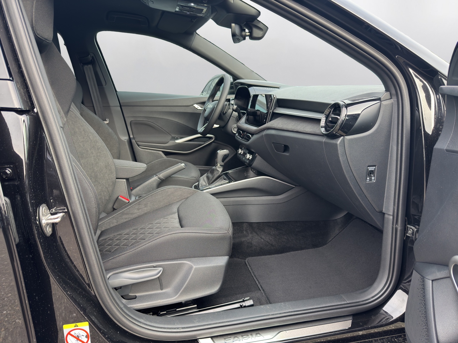 SKODA Fabia 1.5 TSI Dynamic DSG - 14