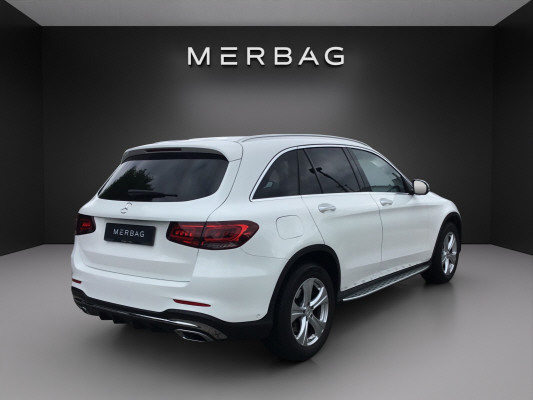 MERCEDES-BENZ GLC 200 AMG Line 4Matic - 4