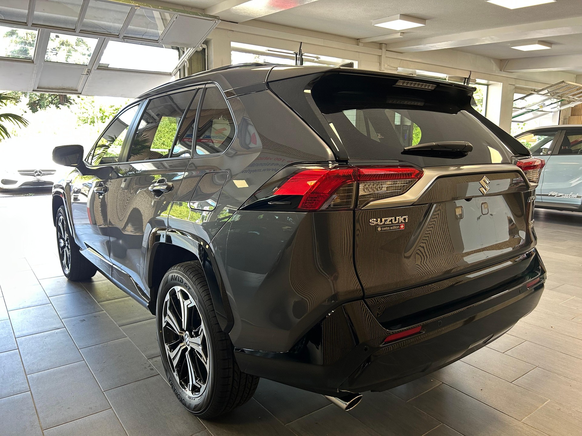 SUZUKI Across 2.5 PHEV Compact Top 4x4 - 6