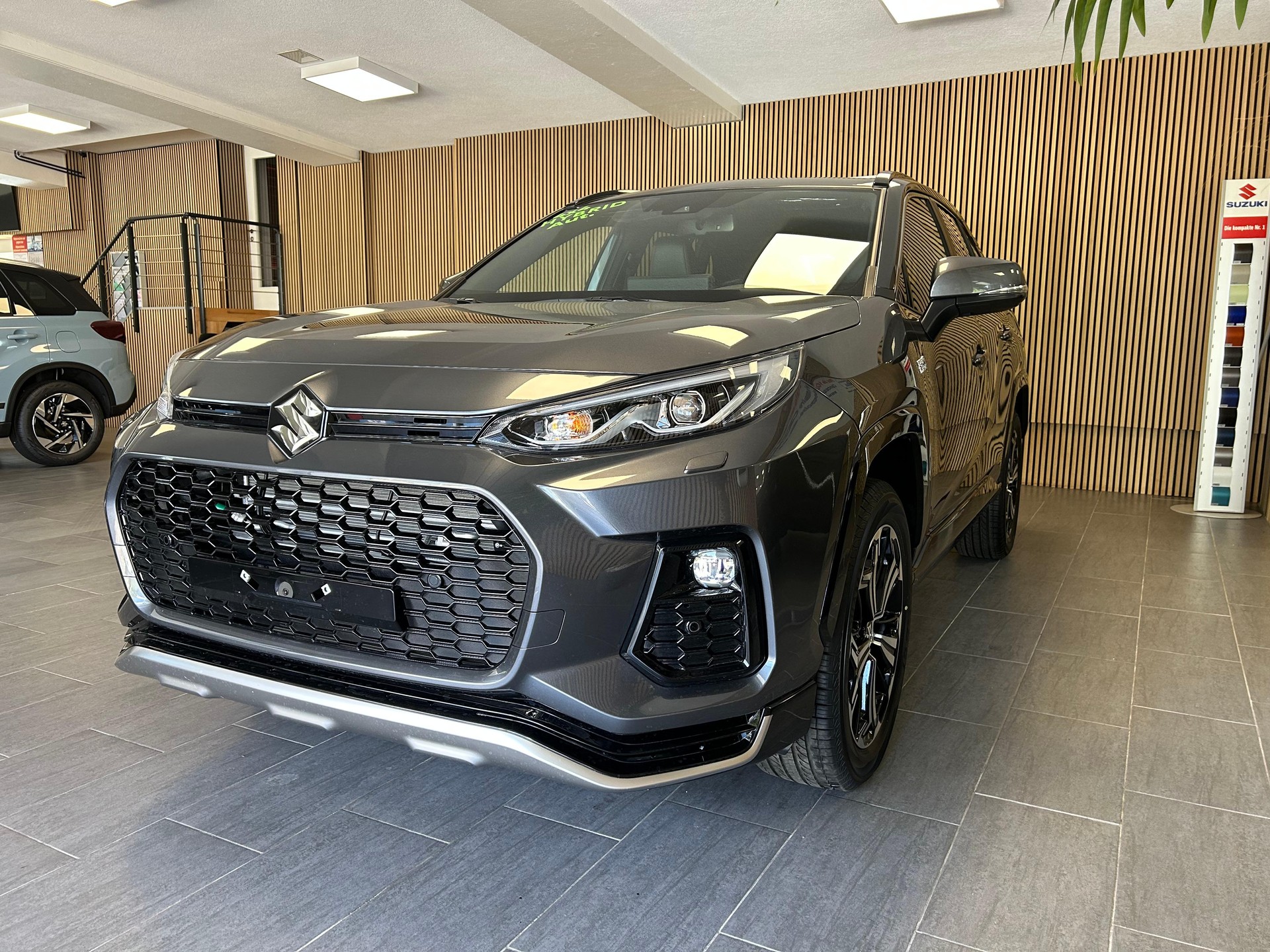 SUZUKI Across 2.5 PHEV Compact Top 4x4 - 5