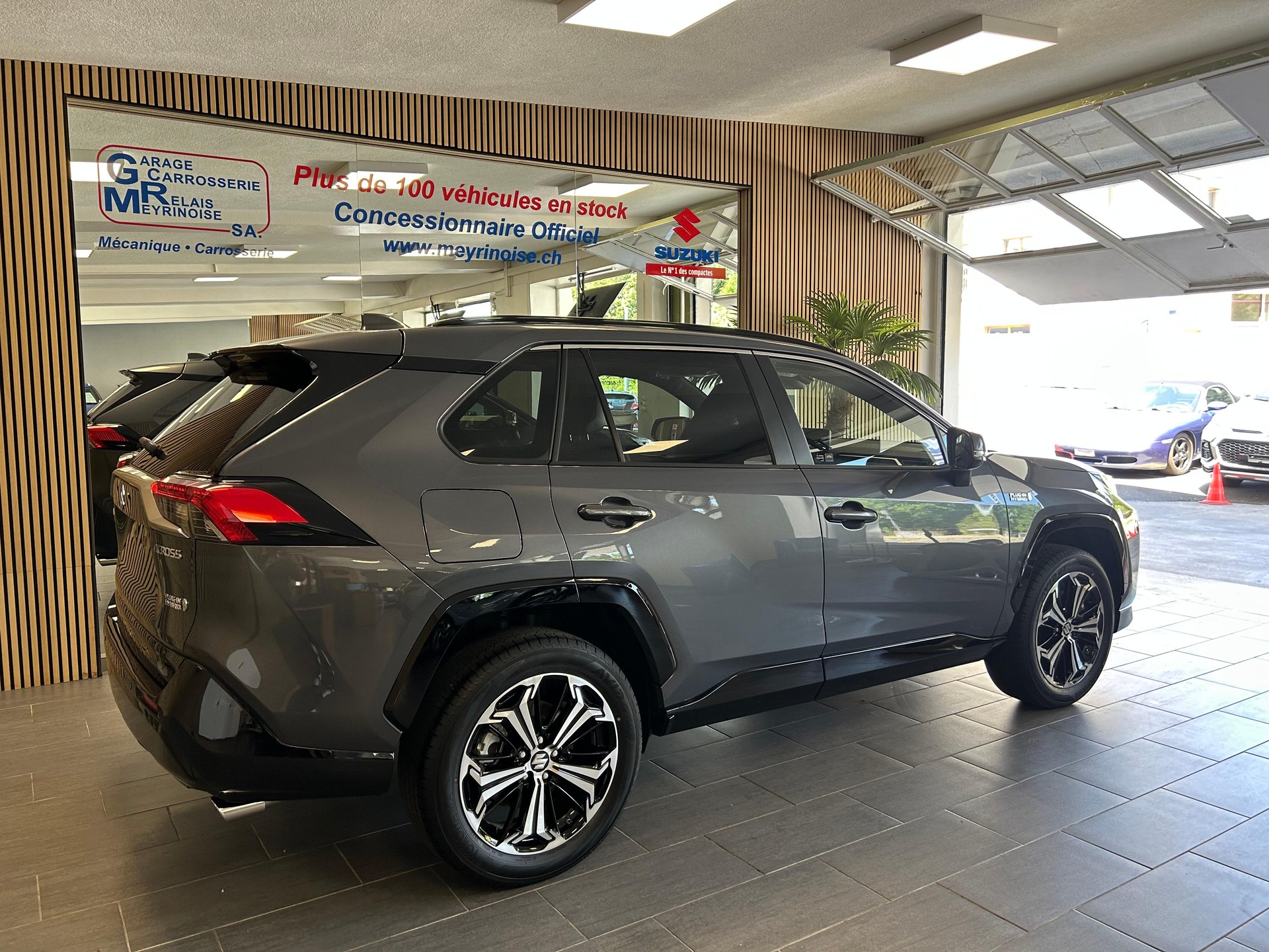 SUZUKI Across 2.5 PHEV Compact Top 4x4 - 8