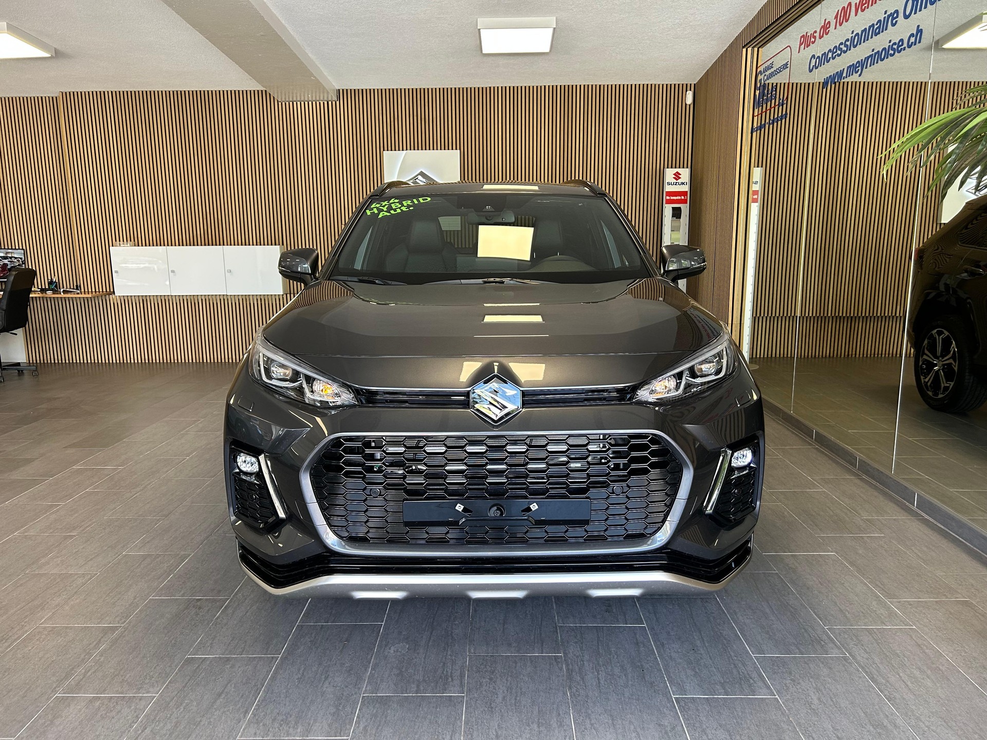 SUZUKI Across 2.5 PHEV Compact Top 4x4 - 4