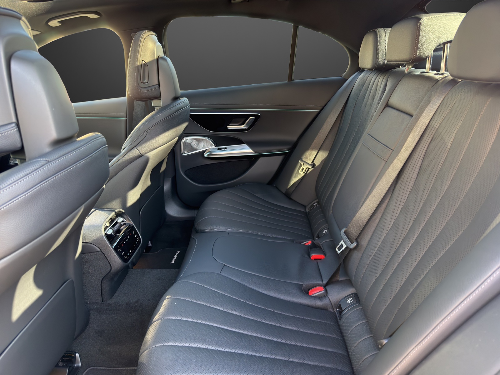 MERCEDES-BENZ E 220 d 4Matic 9G-Tronic - 13