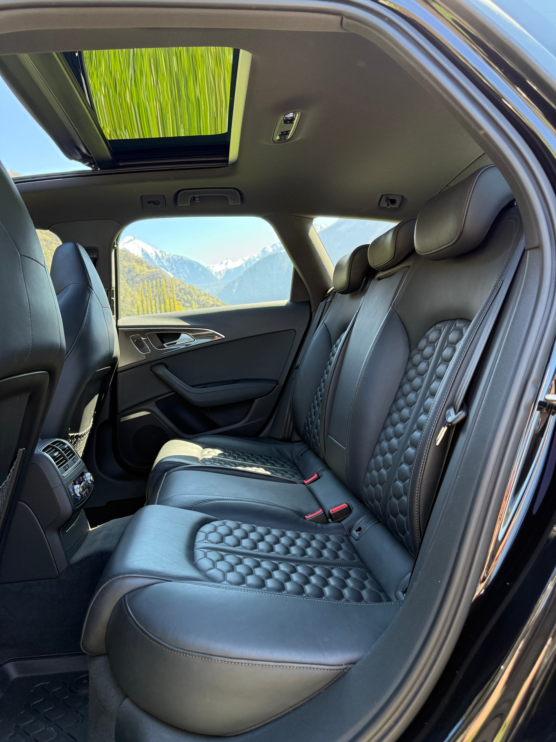 AUDI RS6 Avant 4.0 TFSI V8 quattro Tiptronic - 12