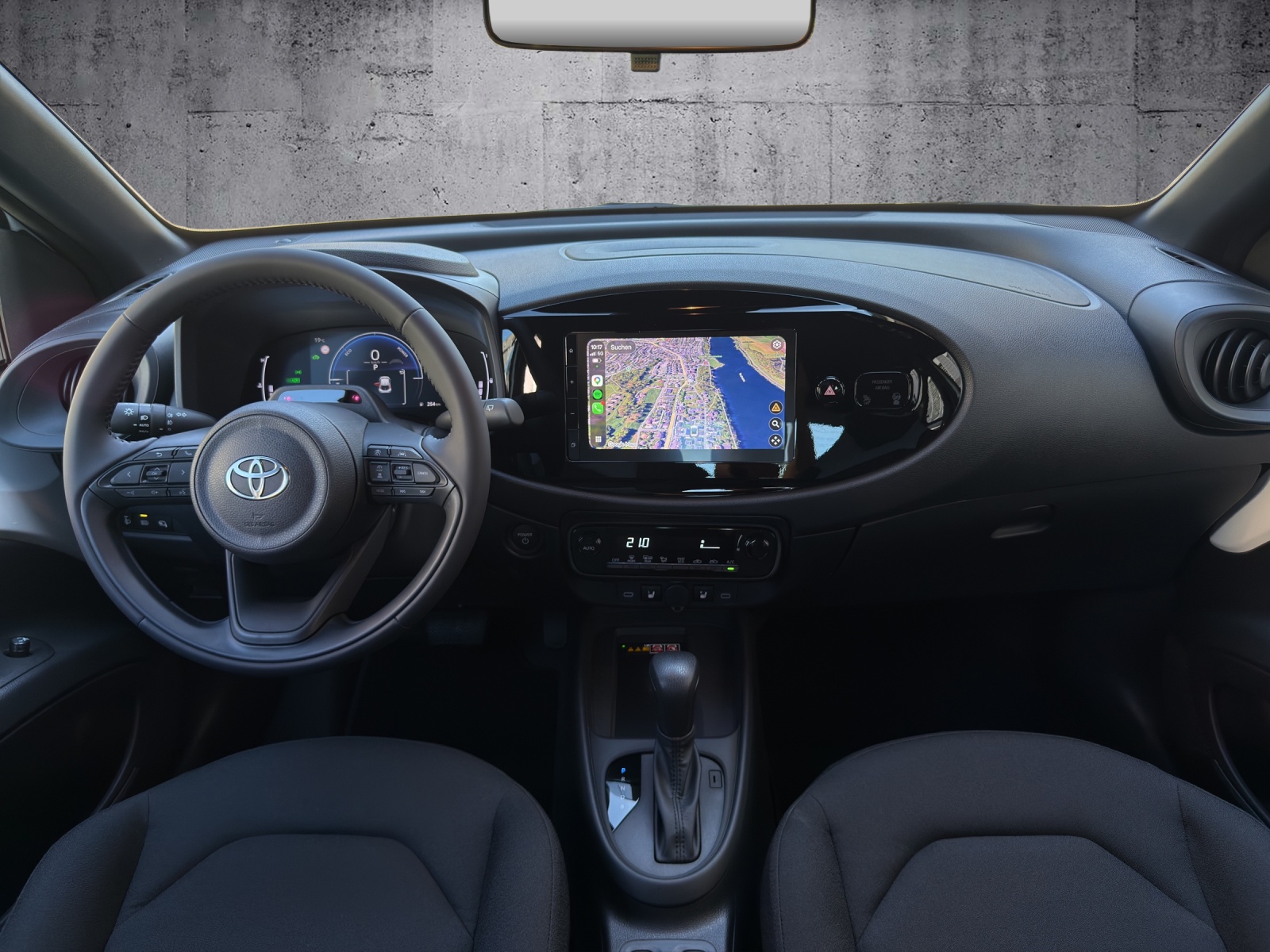 TOYOTA Aygo X 1.5 VVT-i HSD Trend - 9