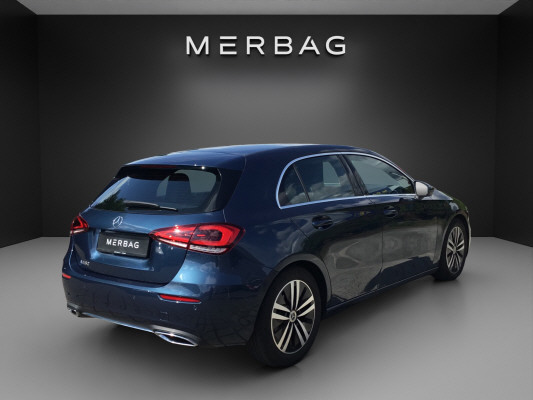 MERCEDES-BENZ A 180 - 4