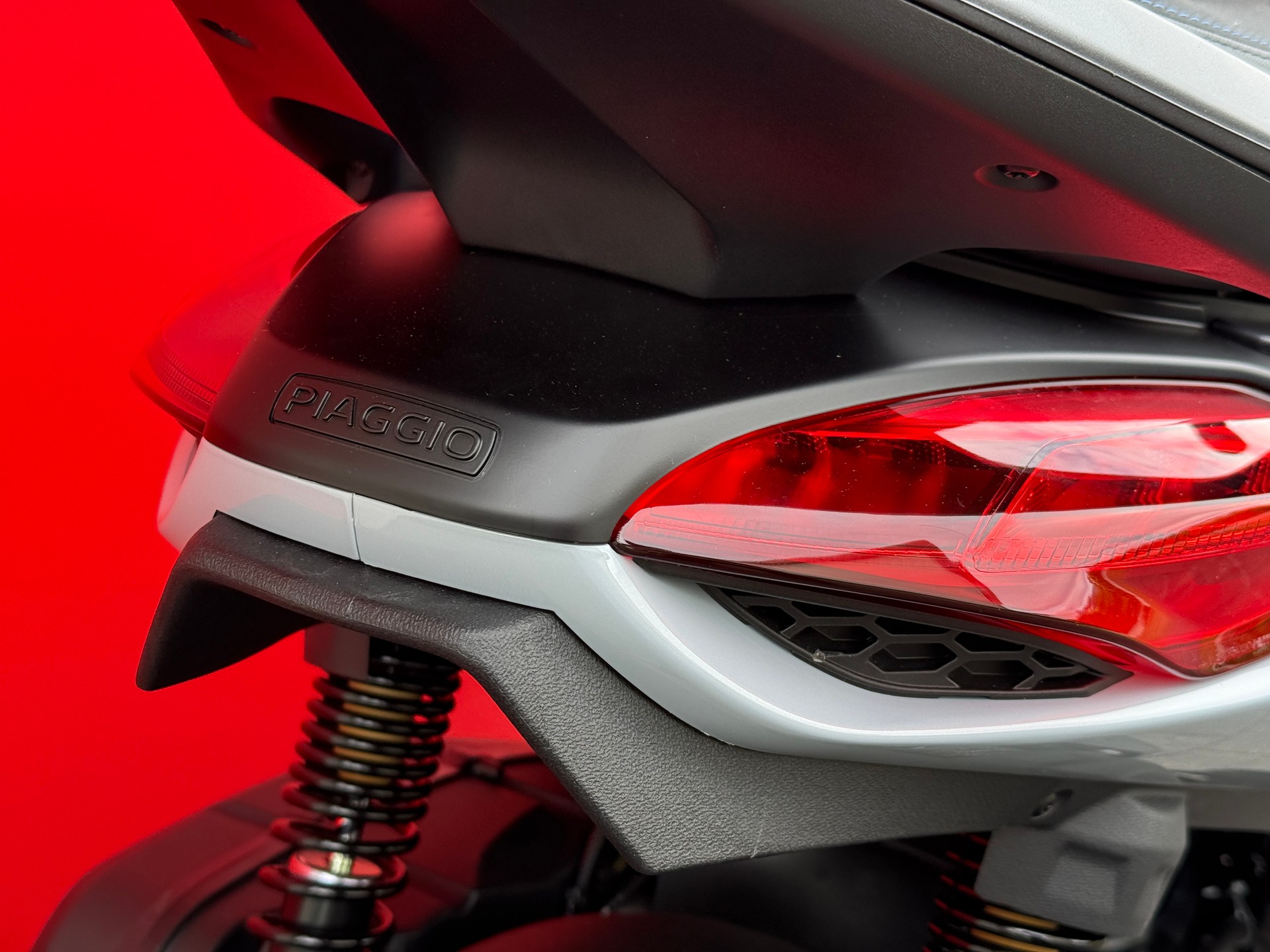 PIAGGIO Beverly 400 Sport E5+ - 5