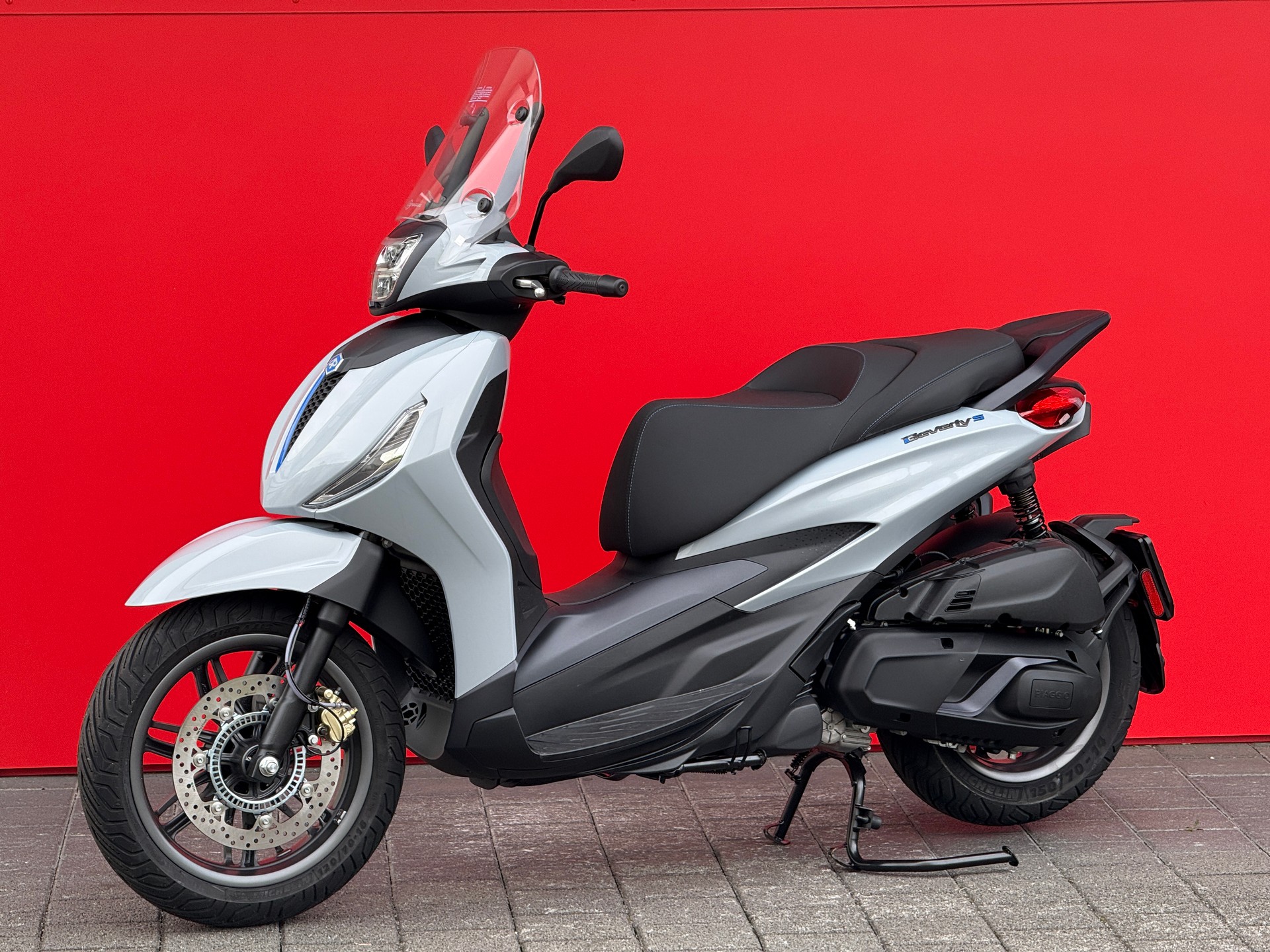PIAGGIO Beverly 400 Sport E5+ - 2