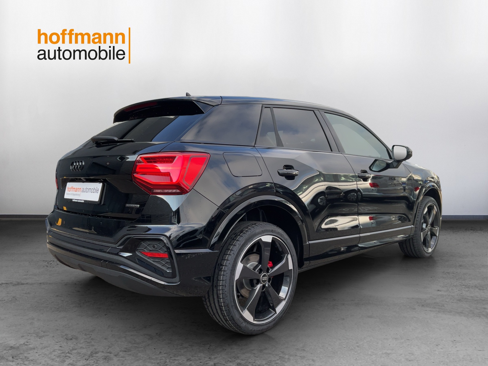 AUDI Q2 40 TFSI S line Attraction quattro S-tronic - 4