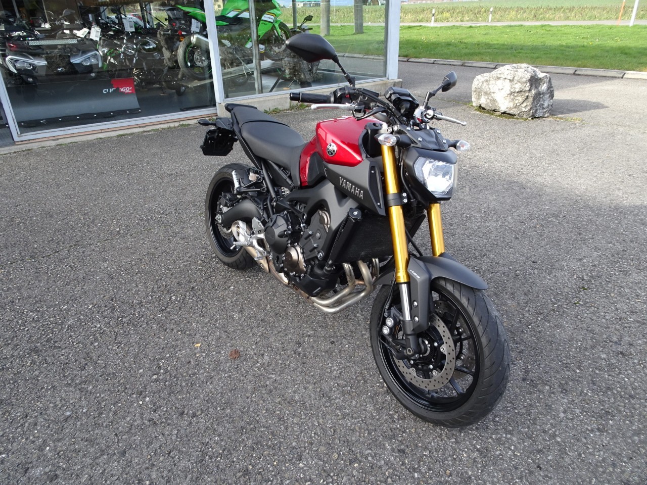 YAMAHA MT-09 ABS - 2