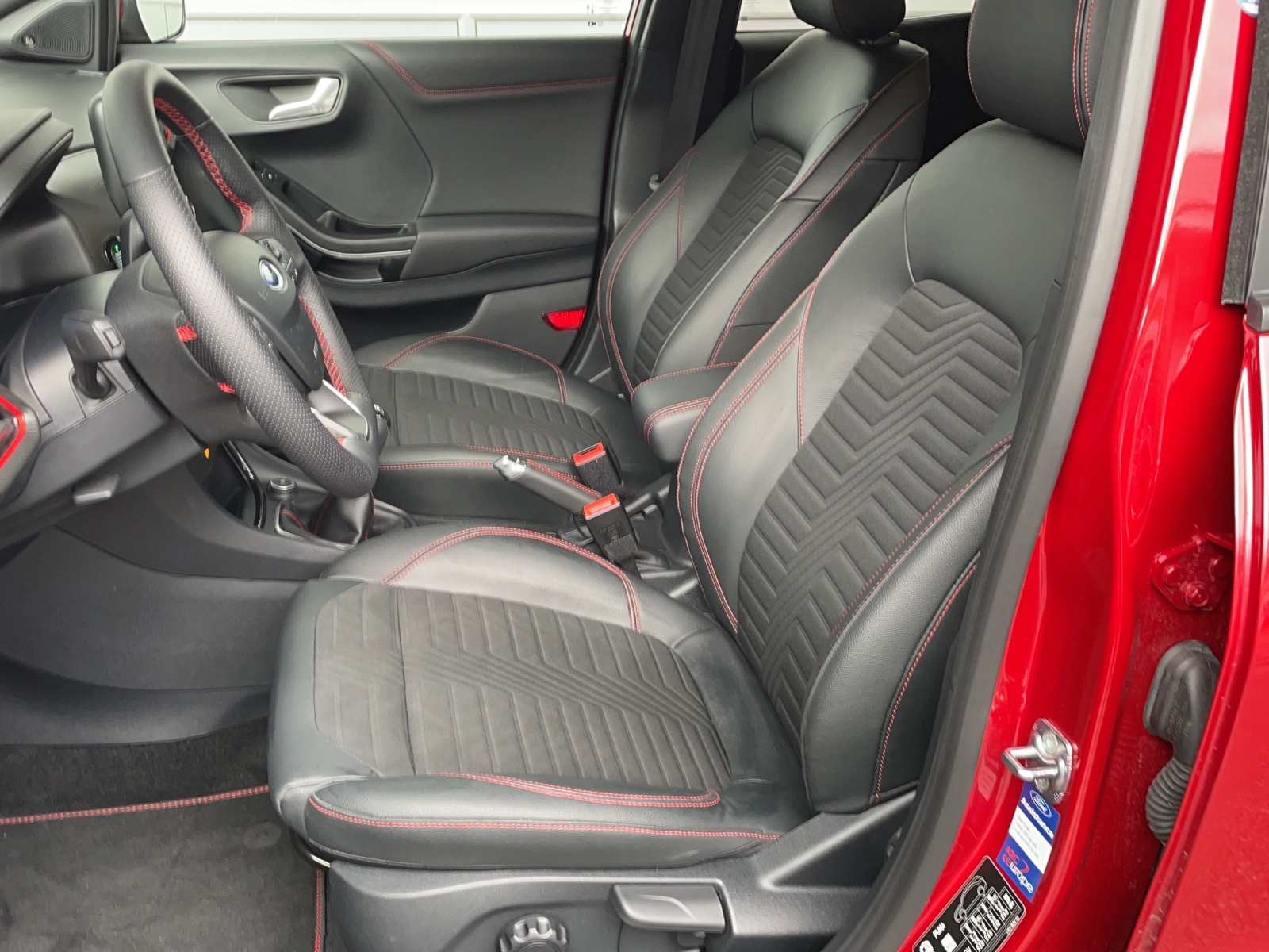 FORD Puma 1.0 EcoB Hybrid 155 ST-Line - 6