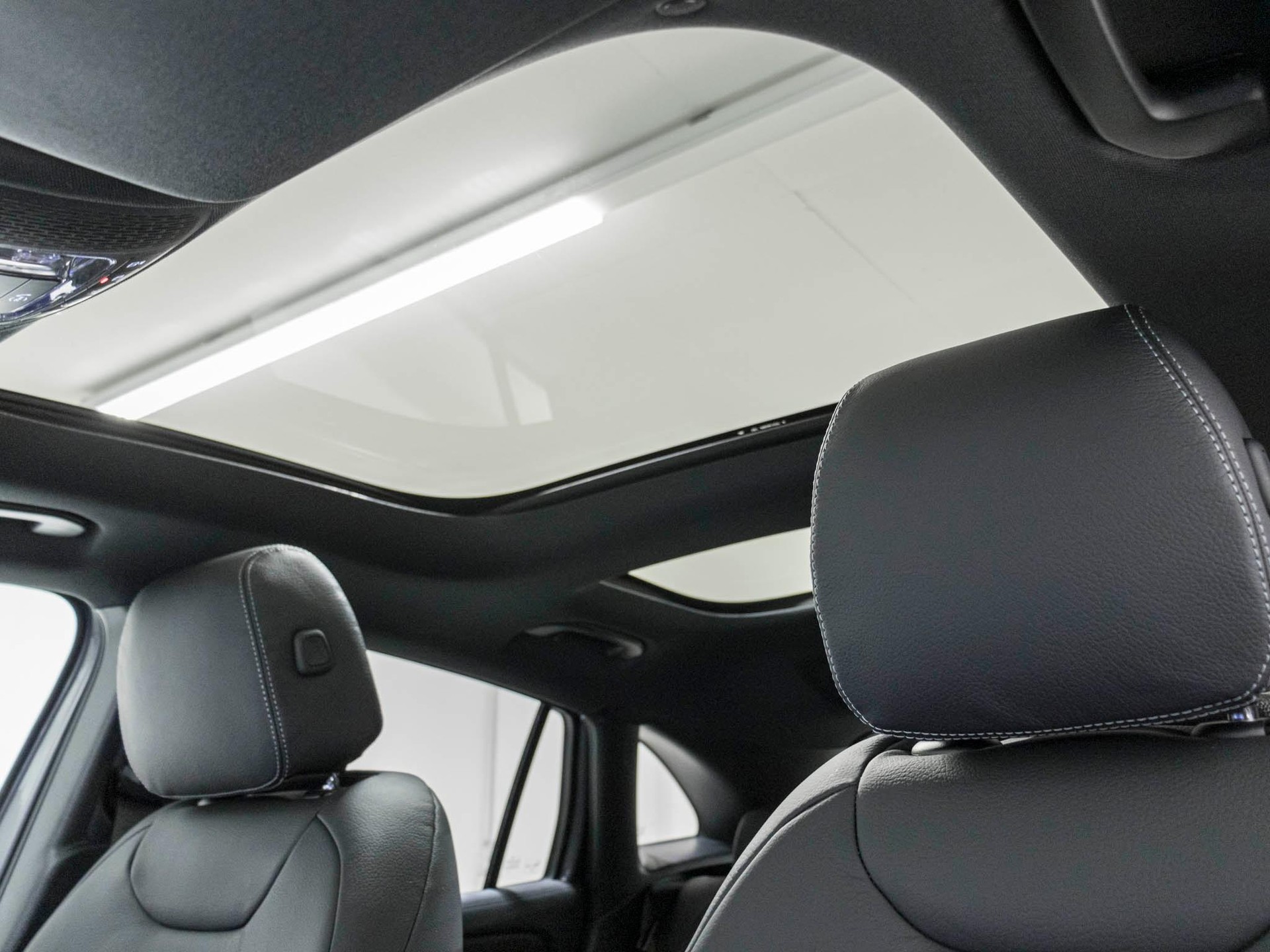 MERCEDES-BENZ GLA 35 AMG 4MATIC - 10