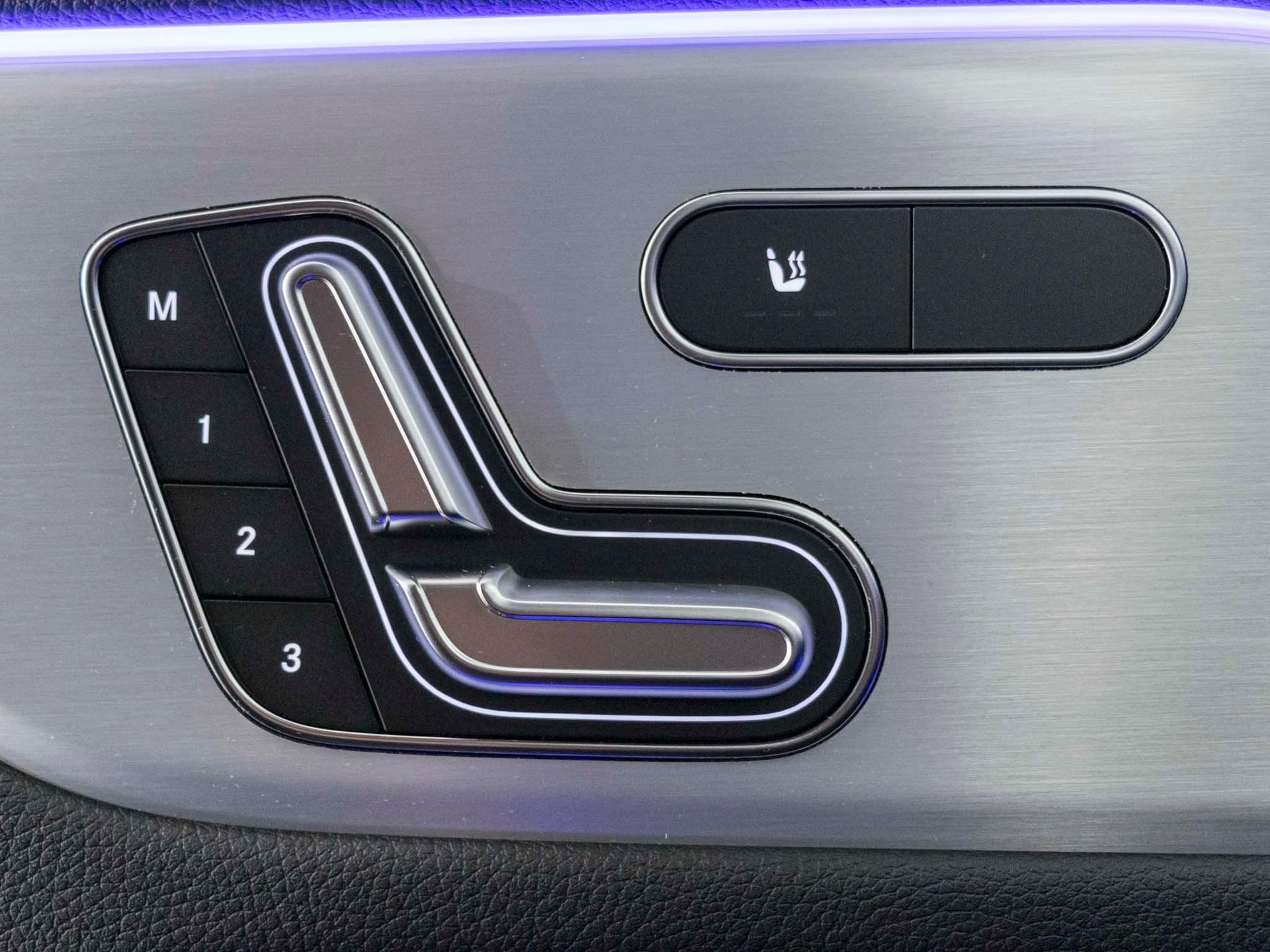 MERCEDES-BENZ GLA 35 AMG 4MATIC - 13