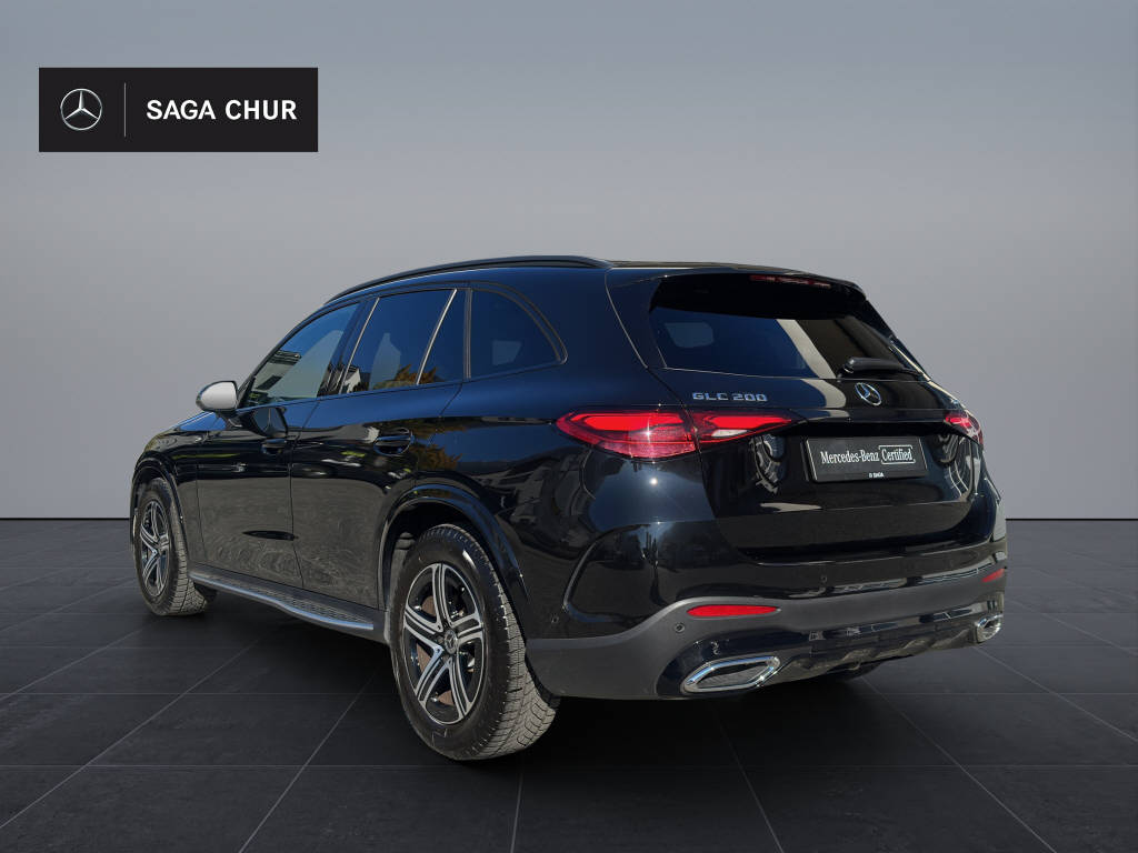 MERCEDES-BENZ GLC 200 AMG Line 4matic - 4