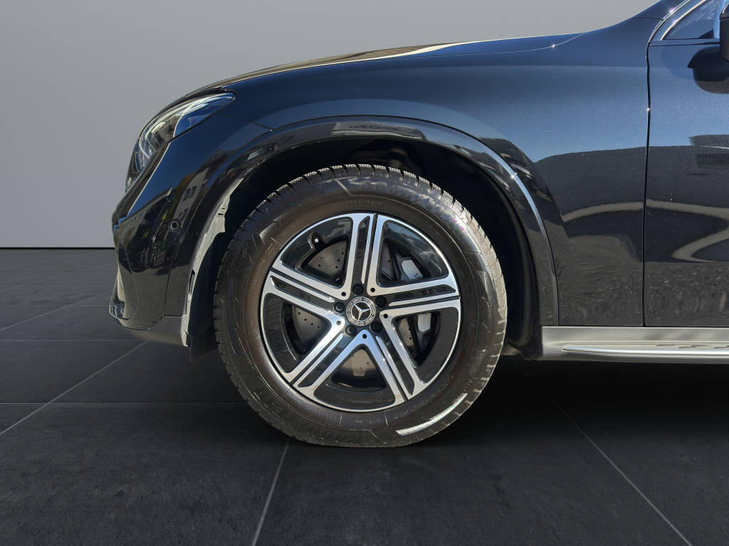 MERCEDES-BENZ GLC 200 AMG Line 4matic - 16