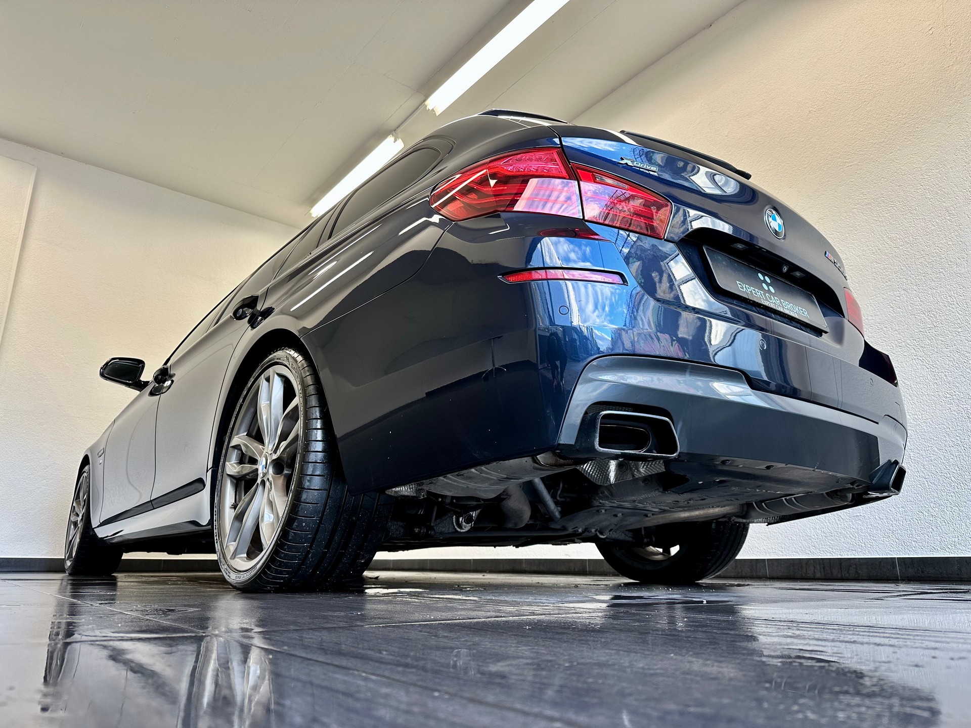 BMW M550d Touring xDrive Steptronic - 8