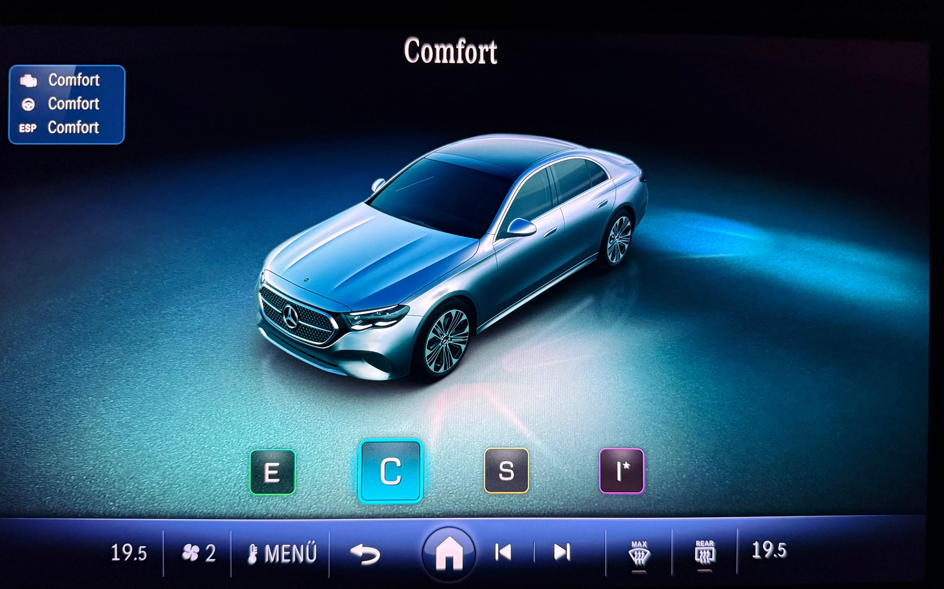 MERCEDES-BENZ E 200 EXCLUSIVE PREMIUM 9G-Tronic 4Matic - 27