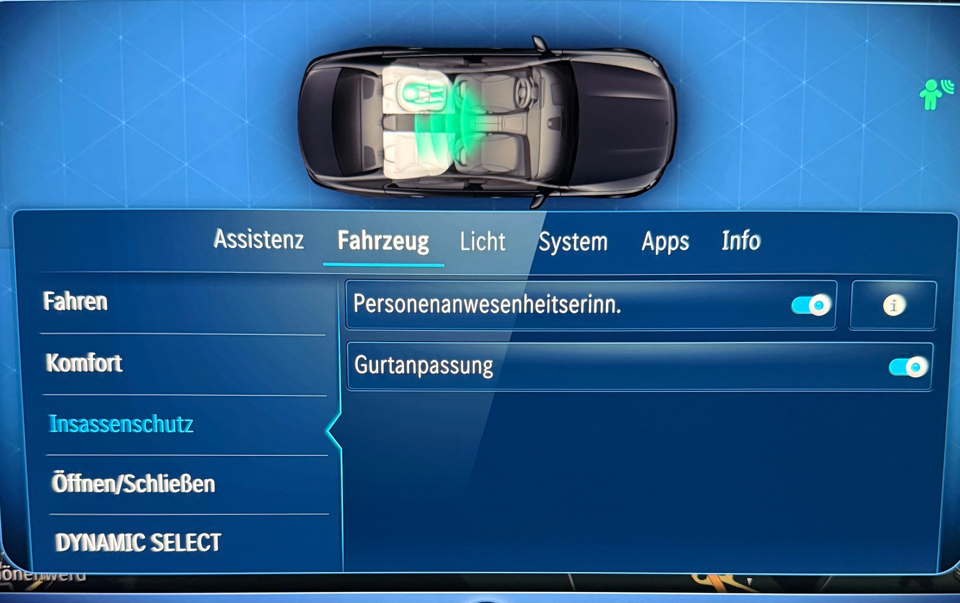 MERCEDES-BENZ E 200 EXCLUSIVE PREMIUM 9G-Tronic 4Matic - 20