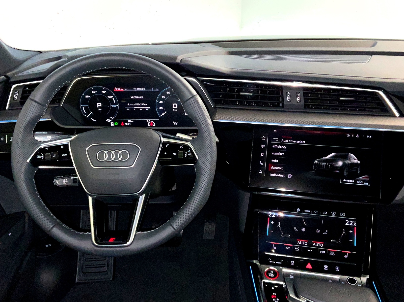 AUDI e-tron S Sportback quattro - 8