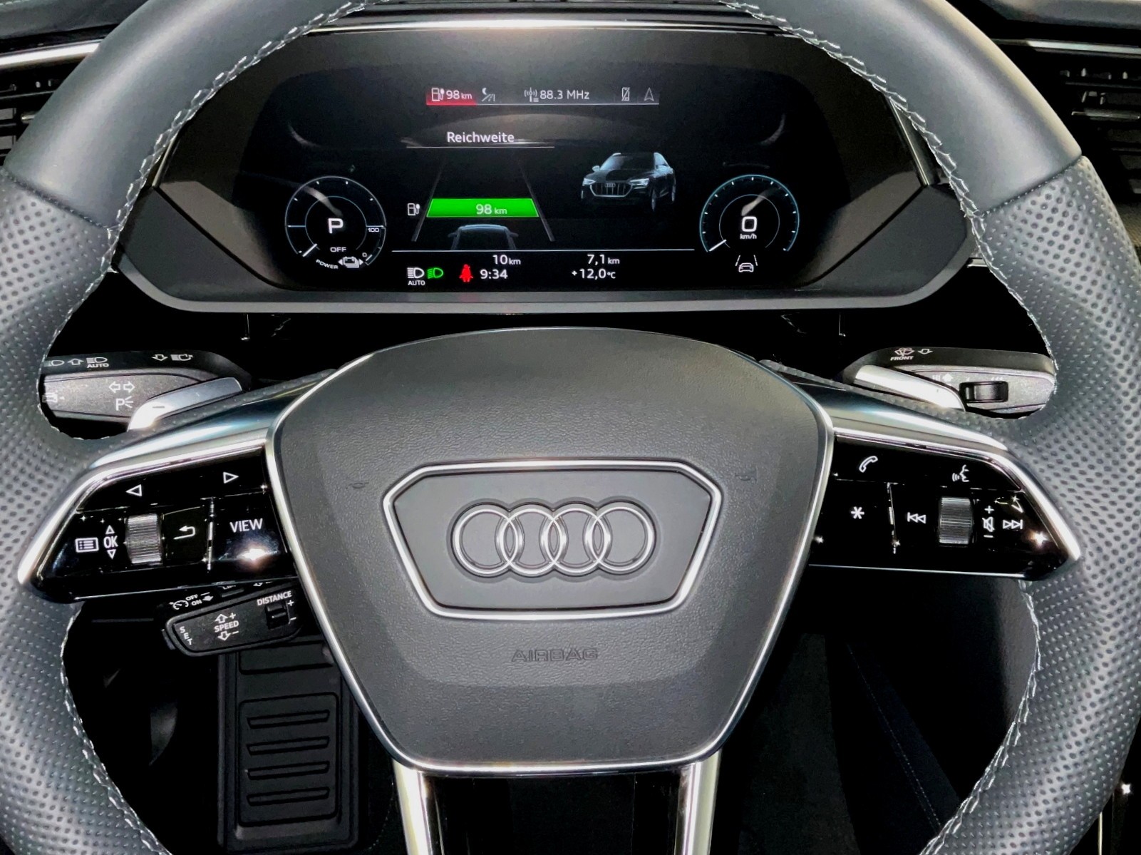AUDI e-tron S Sportback quattro - 9