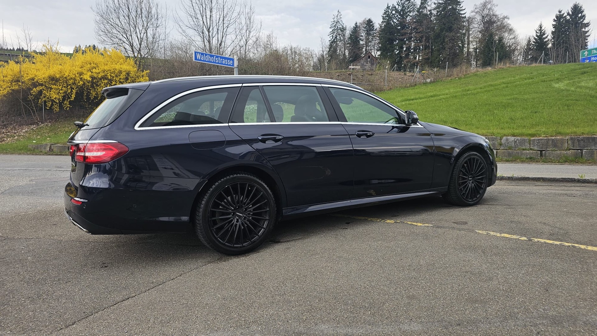 MERCEDES-BENZ E 250 AMG Line 9G-Tronic - 3