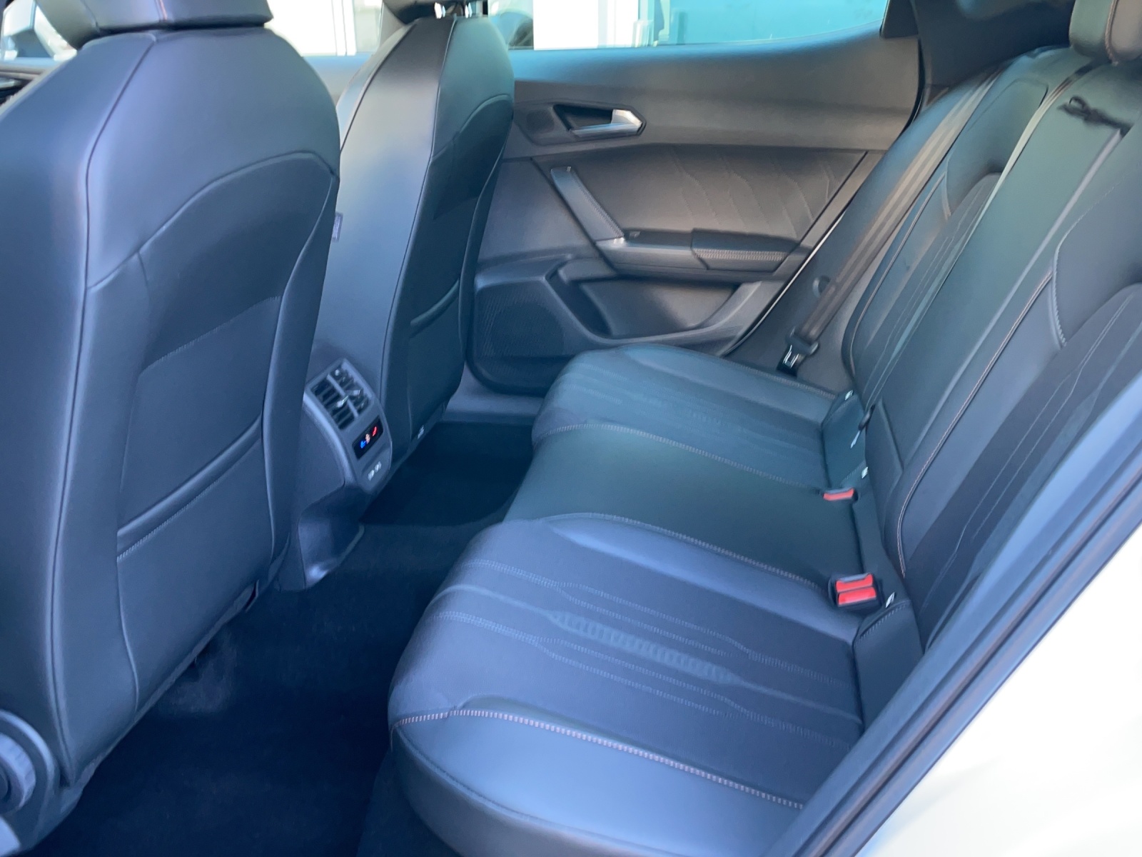 CUPRA Formentor 2.0 TSI 4Drive DSG - 11