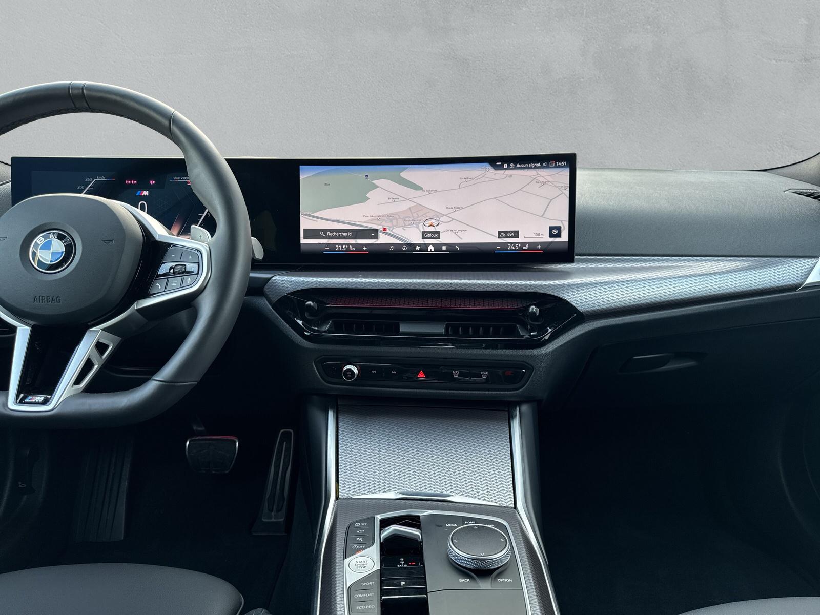 BMW 330i xDrive Touring M Sport ** Action de leasing à 1.9% ** 📍 - 14