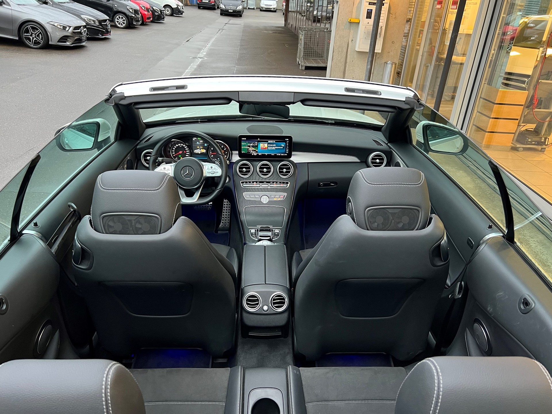 MERCEDES-BENZ C 200 AMG Line - 16