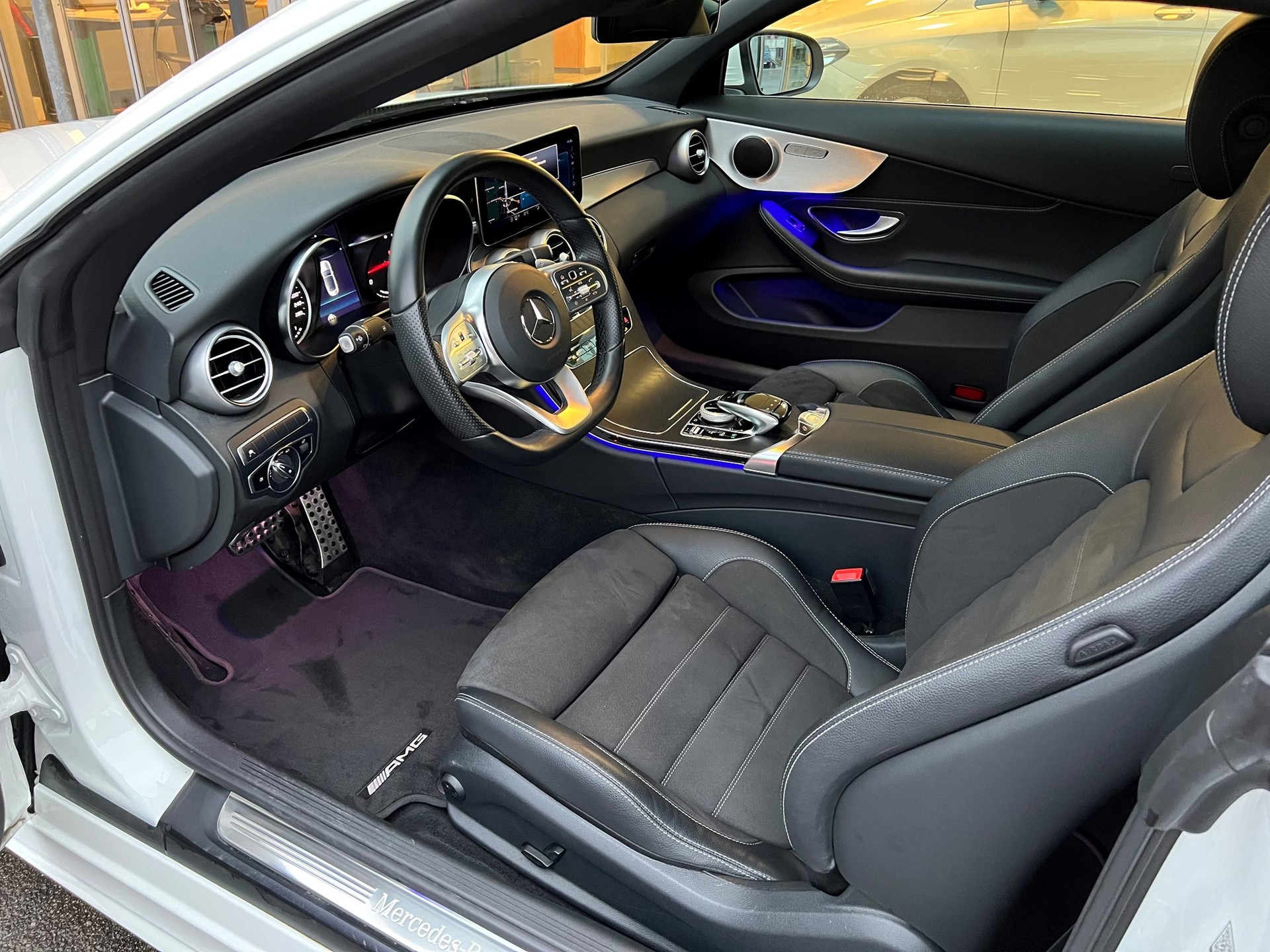 MERCEDES-BENZ C 200 AMG Line - 7