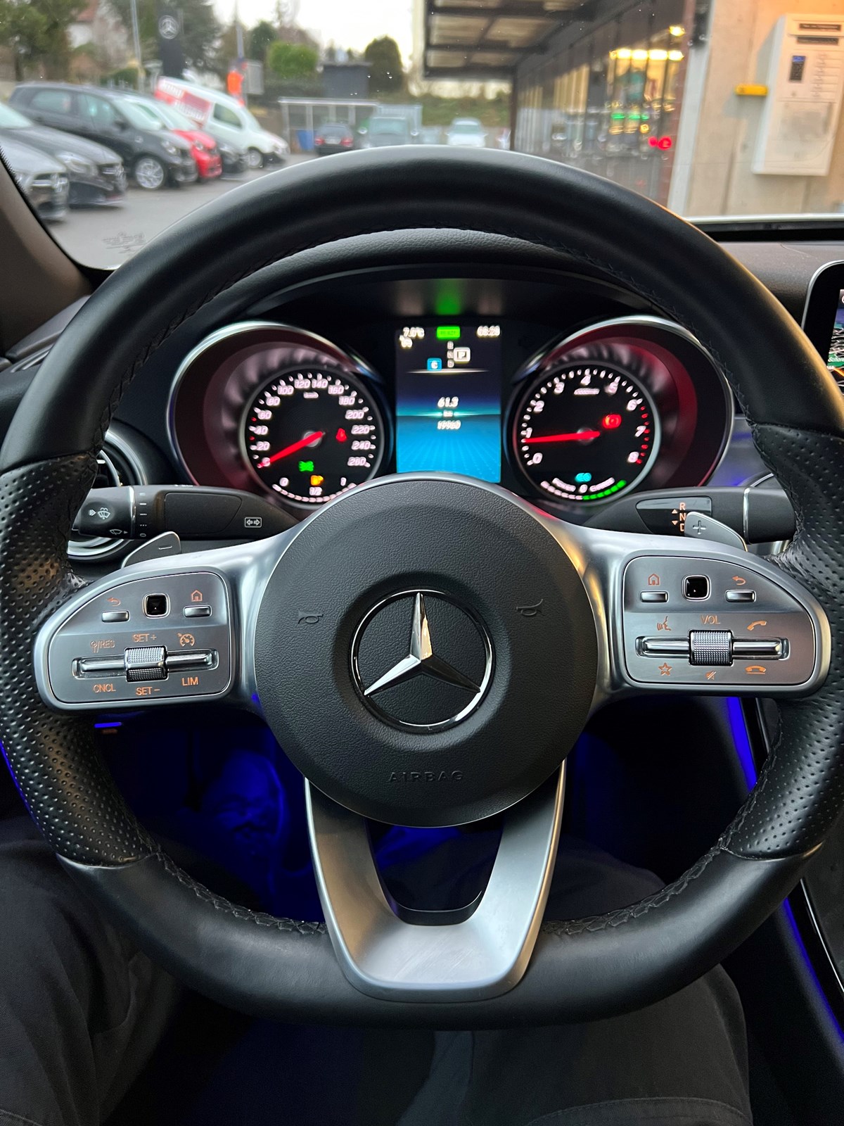 MERCEDES-BENZ C 200 AMG Line - 9