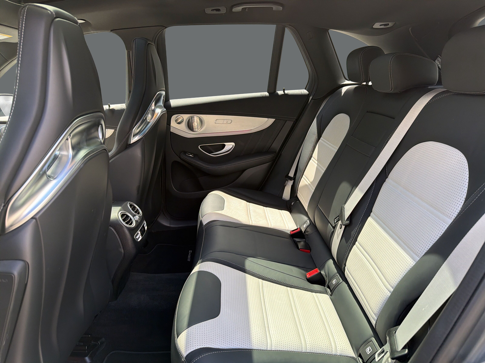 MERCEDES-BENZ GLC 63 S AMG 4Matic - 14