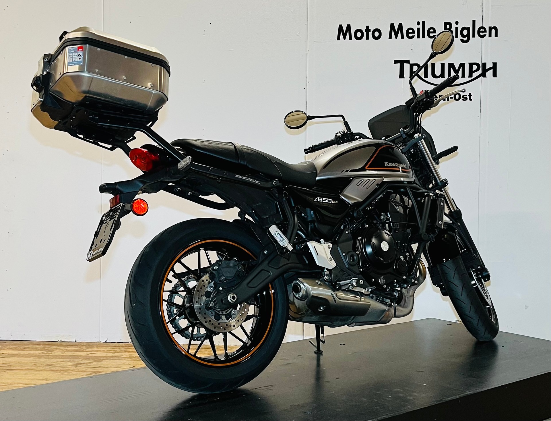 KAWASAKI Z 650 RS - 6