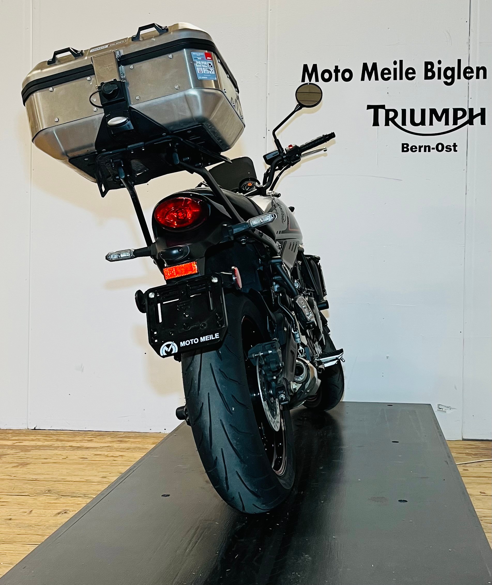 KAWASAKI Z 650 RS - 8