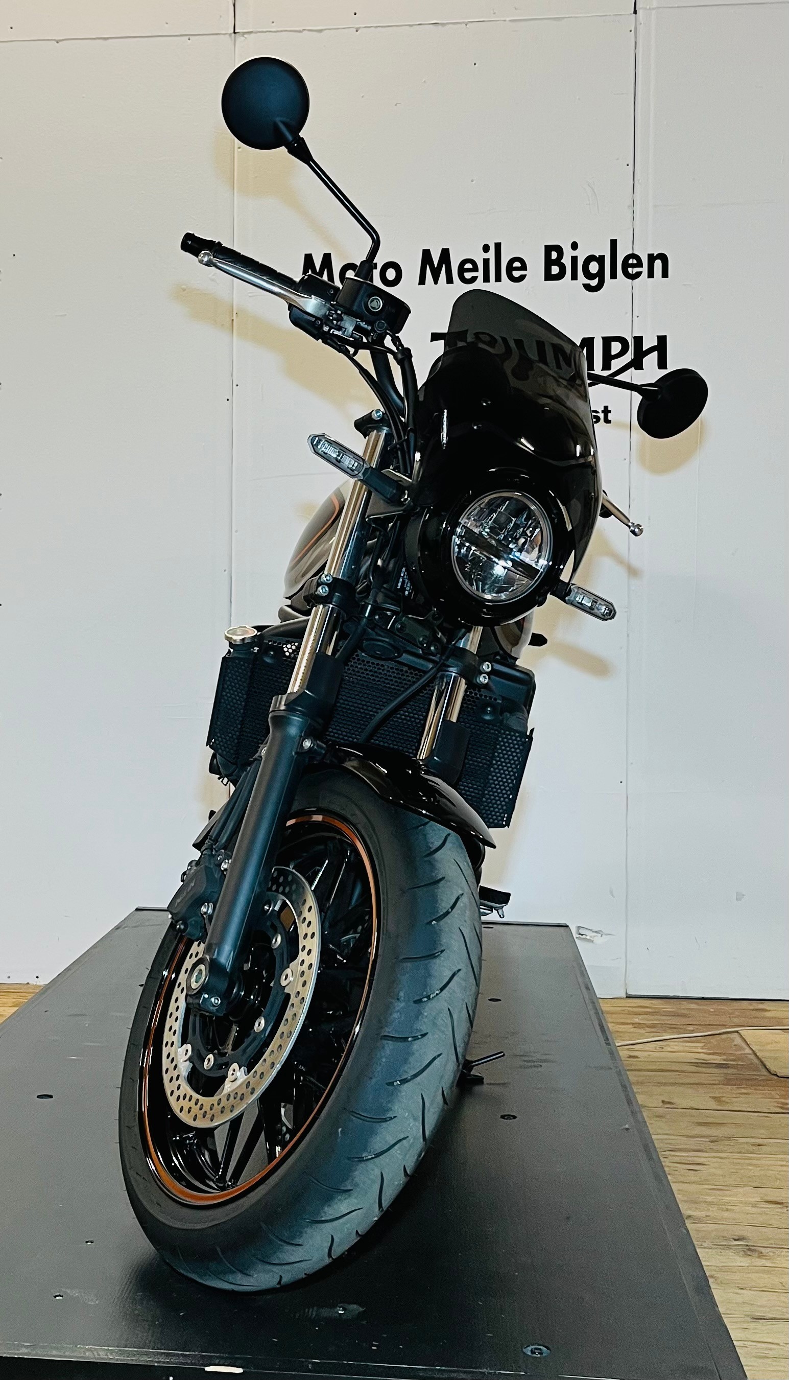 KAWASAKI Z 650 RS - 4